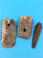 Lot of 3 ivory and bone artifacts, longest is 2.75