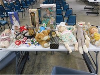 Porcelain Doll and Plush Collection - Mixed Lot -
