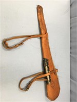 Fabulous leather gun case for a short barrel rifle