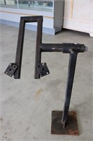 STEEL OUTDRIVE SWIVEL STAND