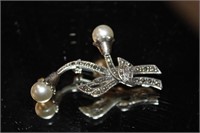 Sterling Pearl/Marcasite Floral Design Broach/Pin