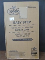 REGALO METAL WALK-THROUGH SAFETY GATE