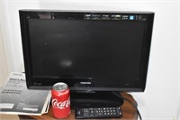 Toshiba LCD 19" TV w/Remote