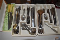 Stainless Flatware and Carving Set
