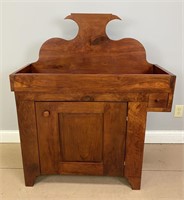 Dry Sink w/ Arched Back