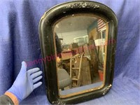 Antique early 1900s wall mirror (16x22)