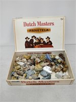 40+ wade tea figurines in cigar box