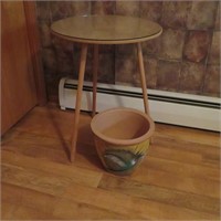 Round Side Table & Planter