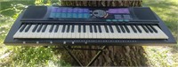 Yamaha Electric Keyboard PSR-185 w/Stand