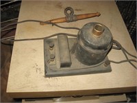 Wood bit handle/Radio magnovox