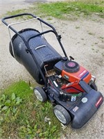 Troy Bilt Lawn Vacuum