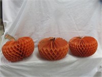3PC SELECTION OF PUMPKIN DECORATIONS 8"