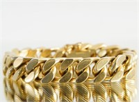 14 Karat Gold Curb-Link Bracelet