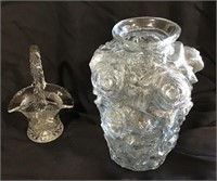 2 floral vase / basket