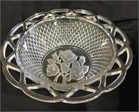 Flower print bottom serving bowl