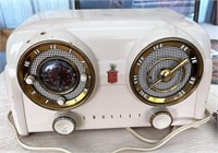 Crosley radio