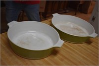 2 corning ware pans