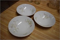 3 small highlight china bowls