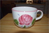 large roseville mug