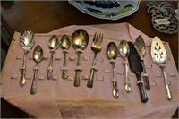 utensil holder and utensils