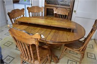 table with 5 chairs