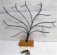 Collectors club wrought iron tree