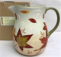 Fall foliage pitcher