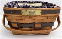 1990 JW Berry basket with liner and protector