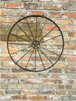 Wagon wheel wall decor