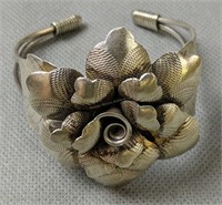 Sterling Silver Flower Bracelet 20 Dwt
