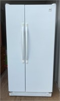 DESIRAABLE DOUBLE DOOR INGLIS FRIDGE/FREEZER