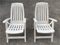 COMFY FOLDING PATIO CHAIRS