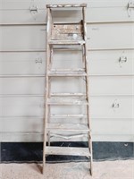 6 Ft Wood Ladder