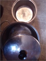 Aluminum pots