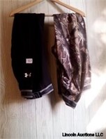 Two pairs large thermal leggings