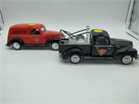 2 Canadian Tire Ford-40 Tow Truck and Car Diecasts