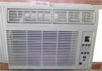 General Electric window air conditioner w/remote