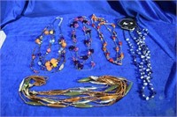 5 cosyume jewlery necklaces