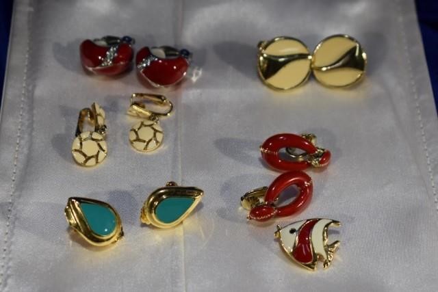 Jewelry and Collectible  Auction #38 - #150