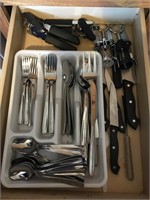 Contents of Silverware Drawer