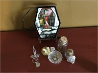 Oriental lamp, pill box , small jar and items