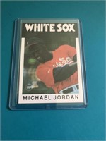 RARE 1986 Topps ‘type’ Michael Jordan ROOKIE CARD