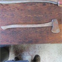 Vintage plumb boys axe w/handle.