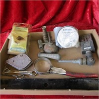 Vintage misc. tools, oilers, nozzle, mower blades