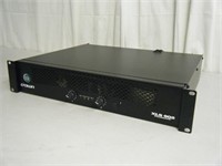 Excellent CROWN XLS 602 power amp