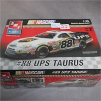 #88 UPS Taurus Model Kit