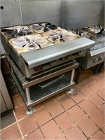 4 Burner Propane stove with table