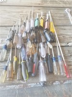 Lot of Phillips screwdrivers and other