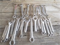 Boxed end wrenches standard