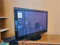 LG High Def 43" Flat Screen TV